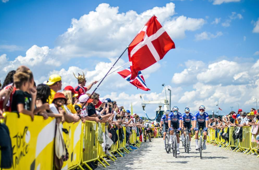 Victoria de Dylan Groenewegen en la etapa 3 del Tour de Francia
